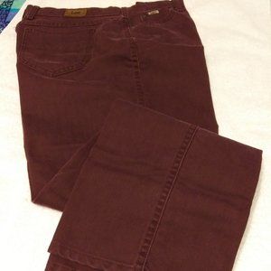Lee Bootcut Jeans; 16 medium; burgundy color